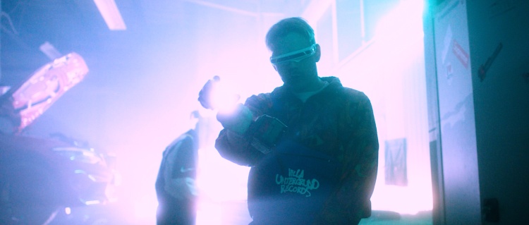 Marc Carles - Film und Videoproduzent - Referenzen - Music Video - MIGHTYMACFLUFF - MITZUBISHI Bild